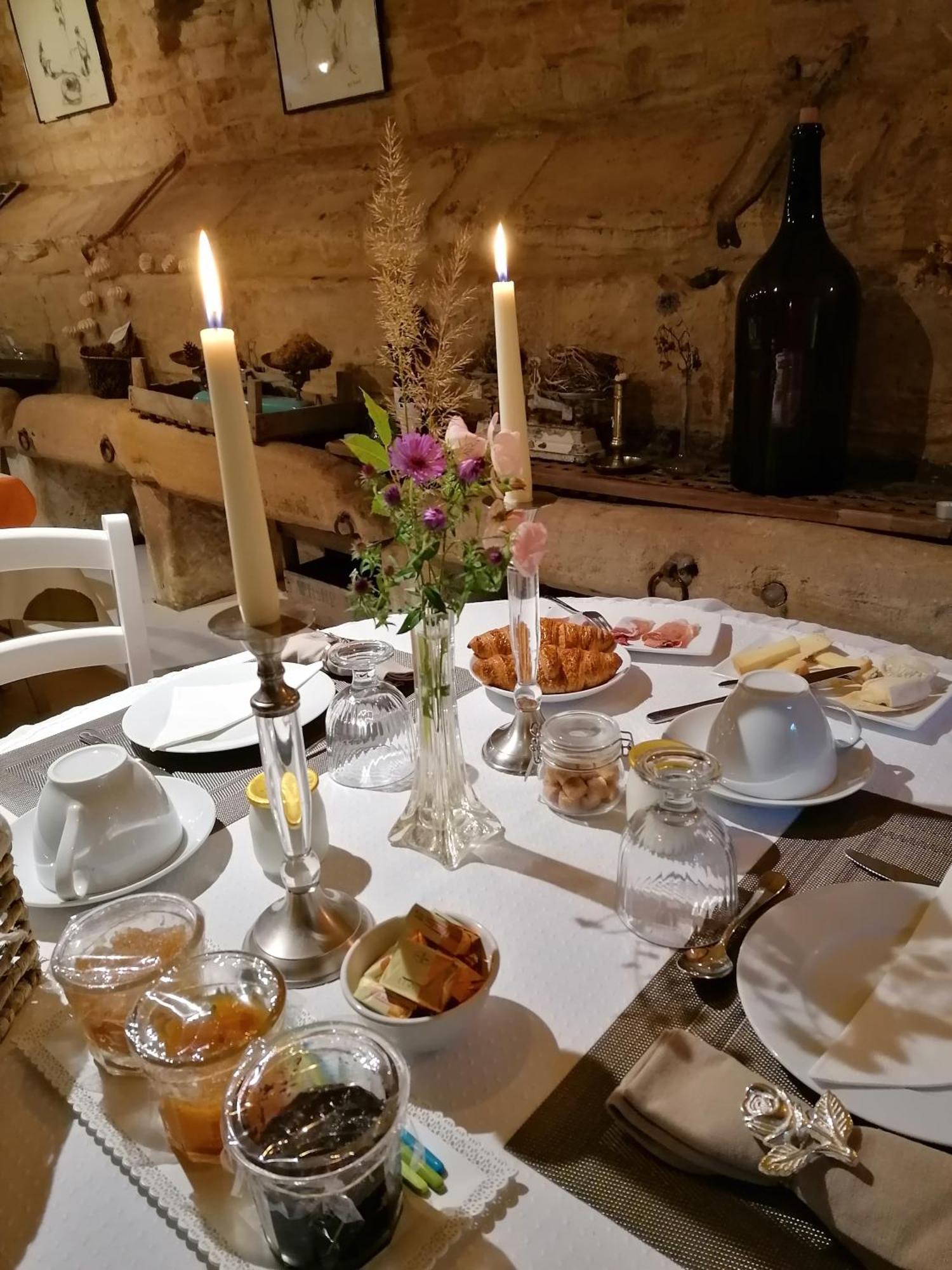 Reviers La Malposte B&B 외부 사진